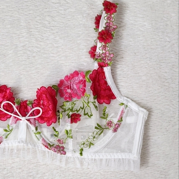 New!For Love and Lemons V-Day Floral  Embroidered Bra - Picture 7 of 12